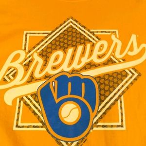 MLB Milwaukee Brewers tshirt